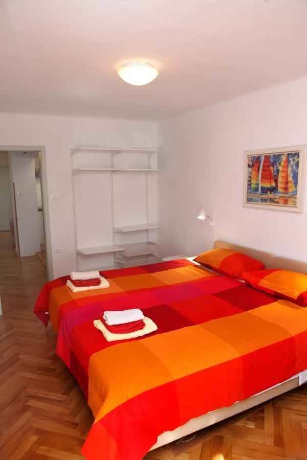 Spacious Piran Central Apartment For 5 Pax Bg Kültér fotó